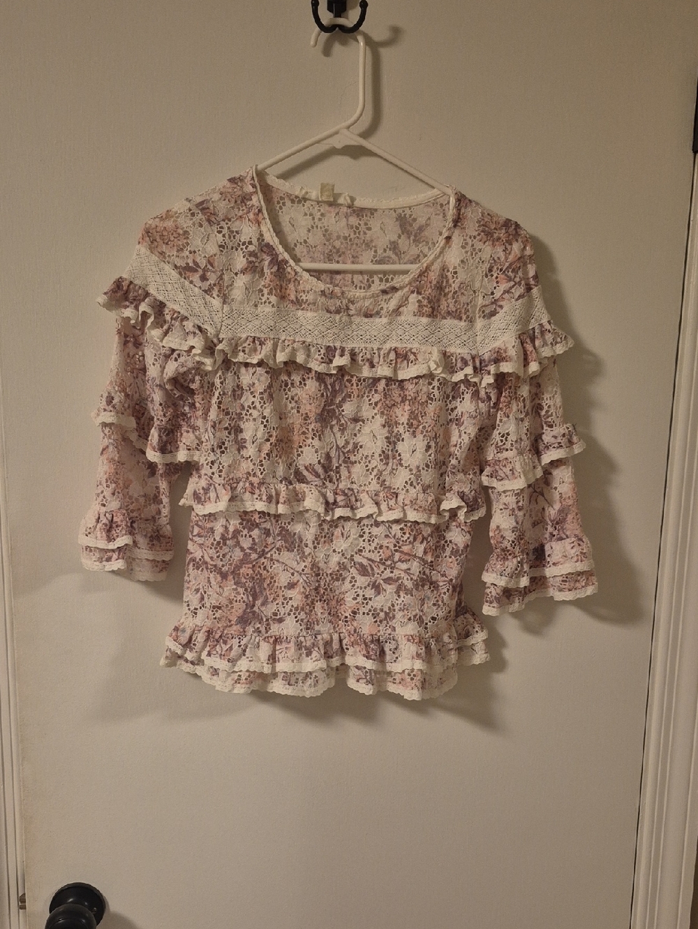 Shabby Chic Floral Lace Ruffle Blouse in Pink and Cream